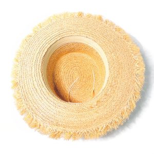 élégant chapeau perlé