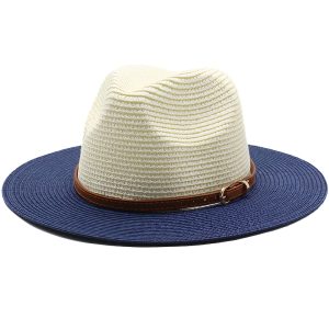 chapeau de paille bleu et crème
