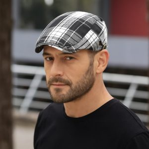 accessoire à carreaux homme
