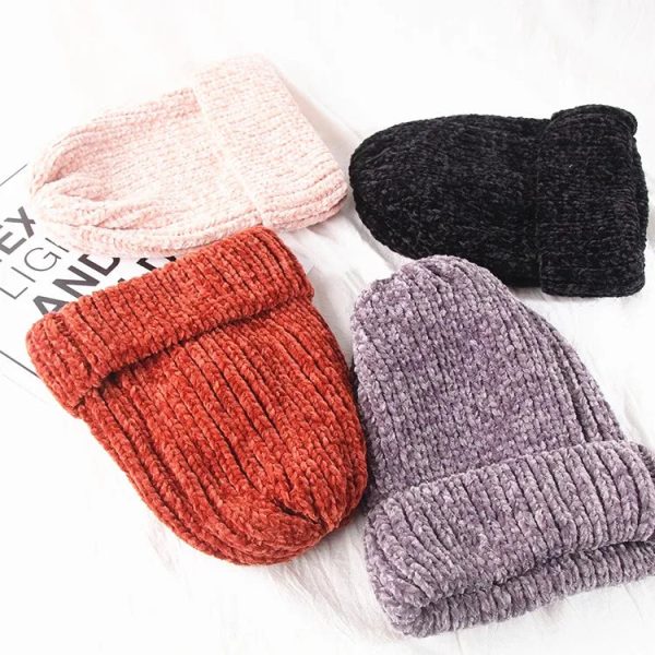 bonnet femme velours côtelé doux