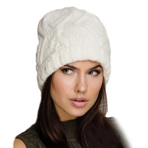 bonnet femme en tricot torsadé