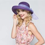 style avec chapeau de paille
