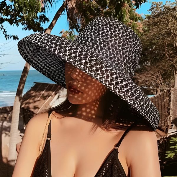 Chapeau de paille tressé