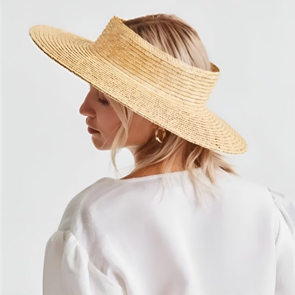 chapeau de paille minimaliste