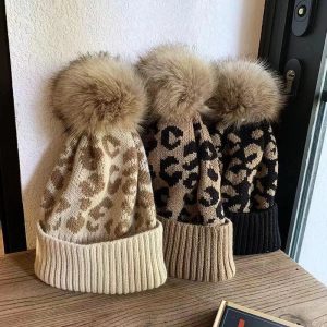 bonnet femme léopard