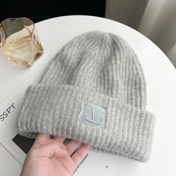 bonnet femme en laine côtelée