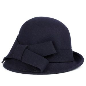 chapeau élégant d'hiver