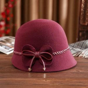 chapeau cloche en laine pour femme