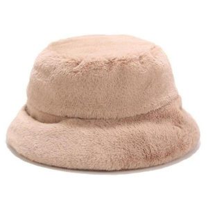 bob fourrure beige pastel